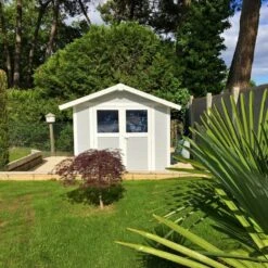 Abri De Jardin En PVC 4,9m² DECO Gris Clair Et Blanc Grosfillex + Kit Ancrage Offert -Jardin Extérieur abri de jardin en pvc 49m gris clair et blanc grosfillex 5
