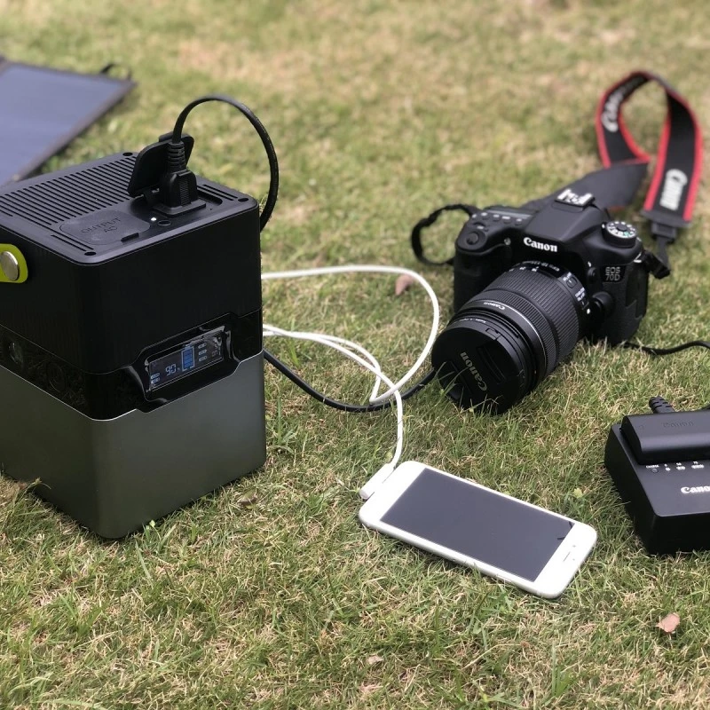 Batterie Portative Izywatt 250Wh + Panneau Solaire Semi-rigide 50W 6 Batterie Portative Izywatt 250Wh + Panneau Solaire Semi-rigide 50W – Image 4