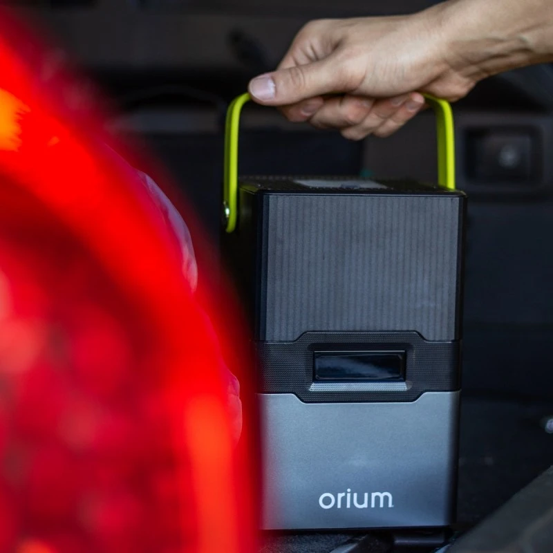 Batterie Portative Izywatt 250Wh + Panneau Solaire Semi-rigide 50W 7 Batterie Portative Izywatt 250Wh + Panneau Solaire Semi-rigide 50W – Image 5