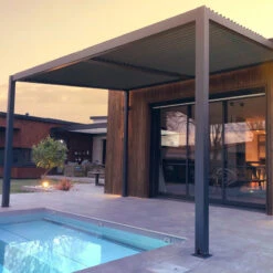 Pergola Bioclimatique En Aluminium Avec Lames Orientables Grises Anthracite TRAMONTO - DCB Garden -Jardin Extérieur pergola bioclimatique en aluminium avec lames orientables grises anthracite tramonto dcb garden 2